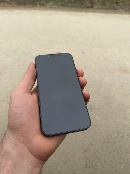 Vand IPhone 13 black 85% bateria originala