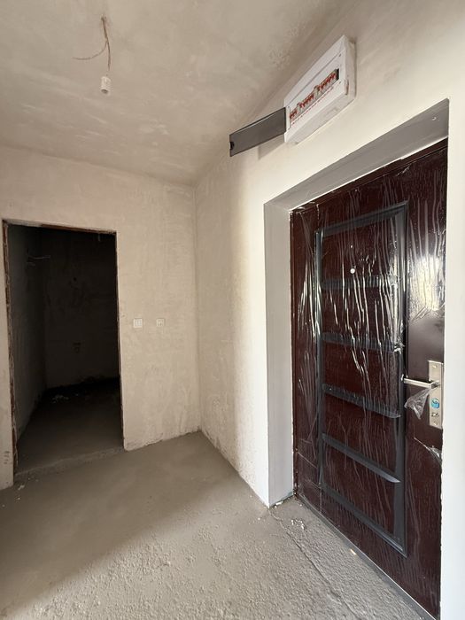 Продава се Тристаен апартамент в Пловдив, Остромила - 95 кв.м за 537 €/кв.м - Снимка #3