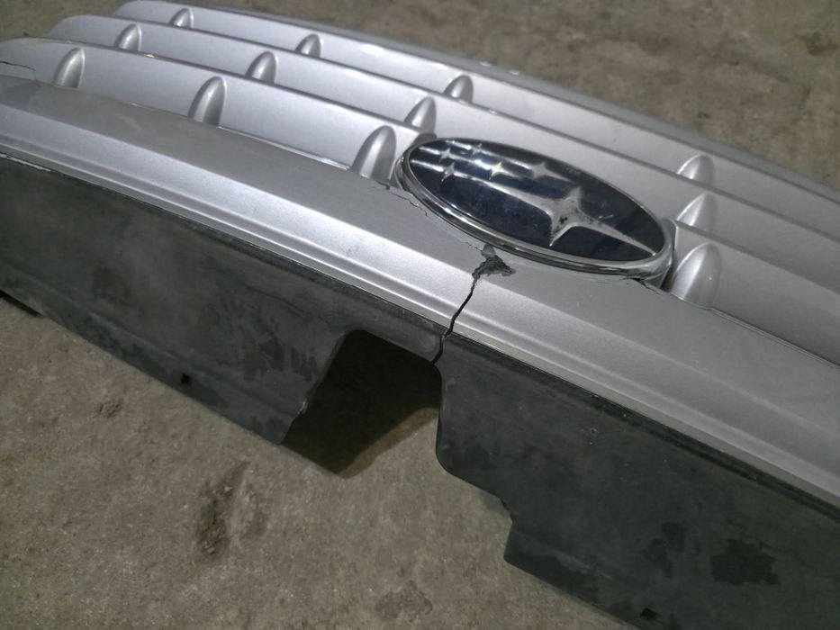 Субару Аутбек Б13 решетка и водачи броня