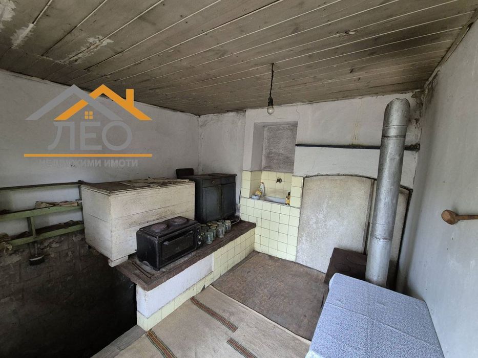 Продава се Къща в с. Горско Косово, Област Велико Търново - 100 кв.м за 281 €/кв.м - Снимка #12