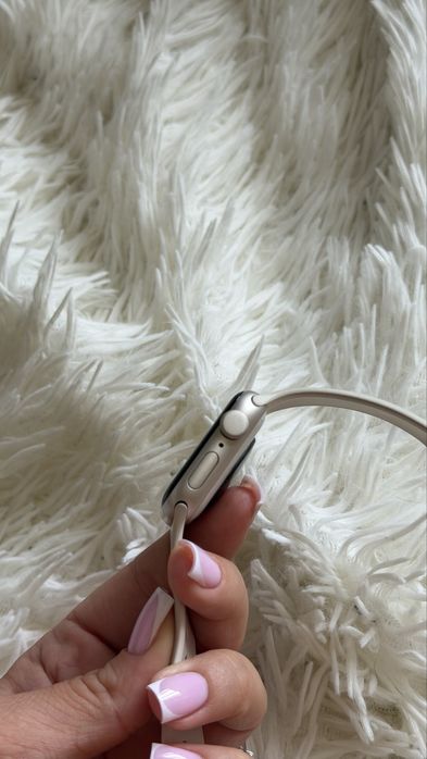 Apple watch se 40 мм 80% акб