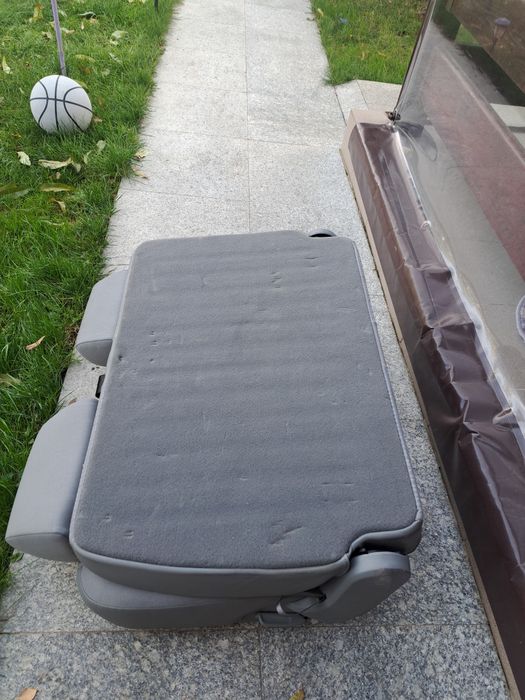 Bancheta Caddy locurile 4-5 Model Confortline, nu sunt locurile 6-7!!!