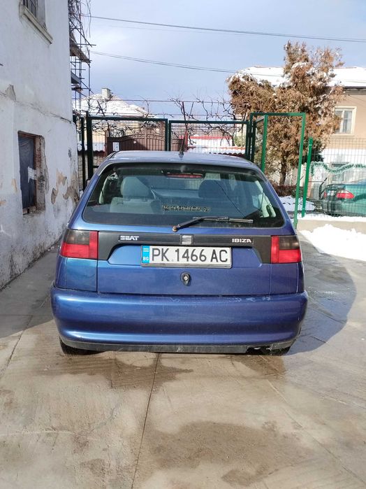Seat  ibisa  газ