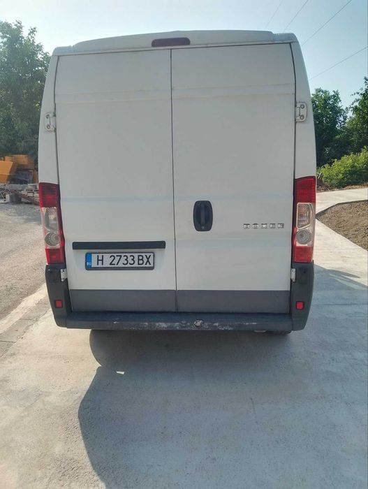 Продавам Микробус Peugeot Boxer Дълга база 3,5т 2.2 120кс. 2011г.