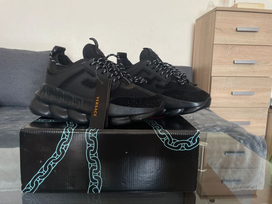 Versace Chain Reaction
