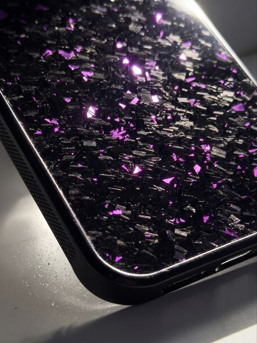 Карбоновый чехол для iPhone 13-14