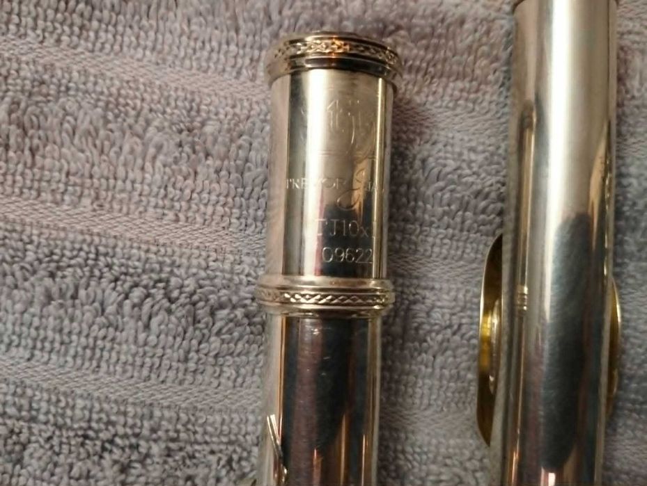 flaut TREVOR JAMES 10X cu    doua  capete-