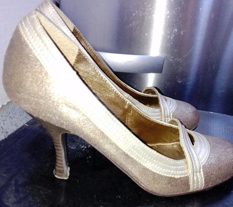 Официални обувки