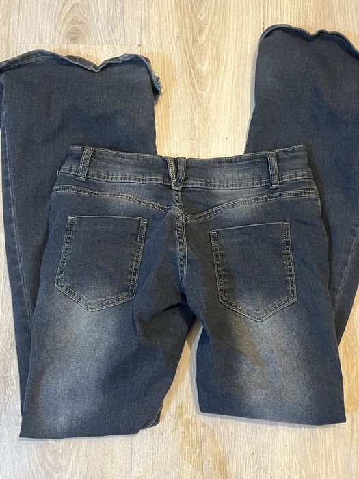 джинсы клеш в стиле 2000 ых