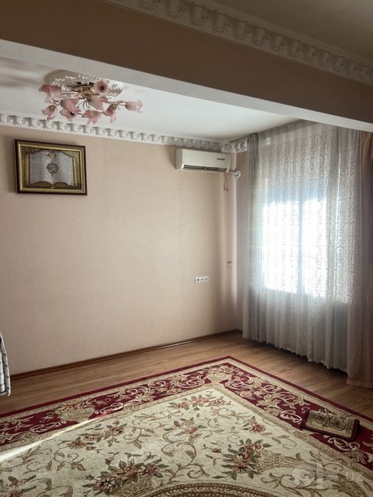 TOSHKENT SITI ro’parasi Qoratoshda qizla birga turishga lyuks kvartira