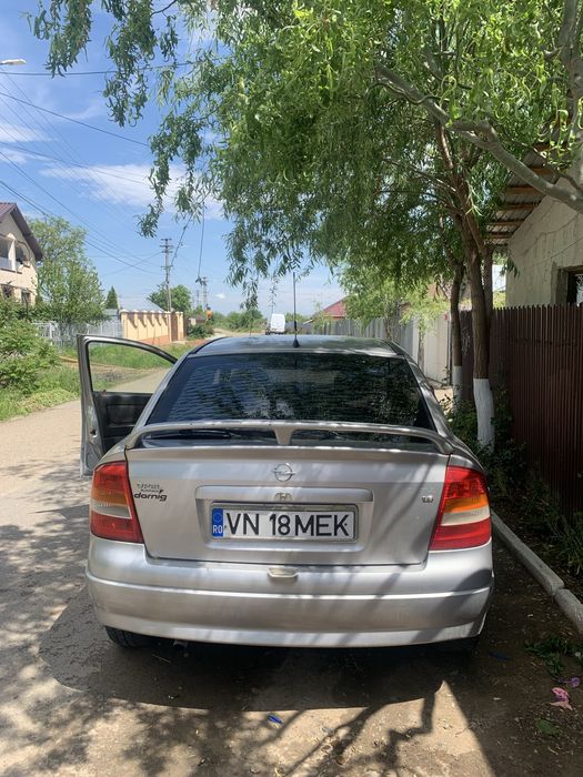 Vand opel asta g  motor 1.7 benzina actele valabile itp valabil asigurarea a exiprat acuma cateva zile pretul este negociabil