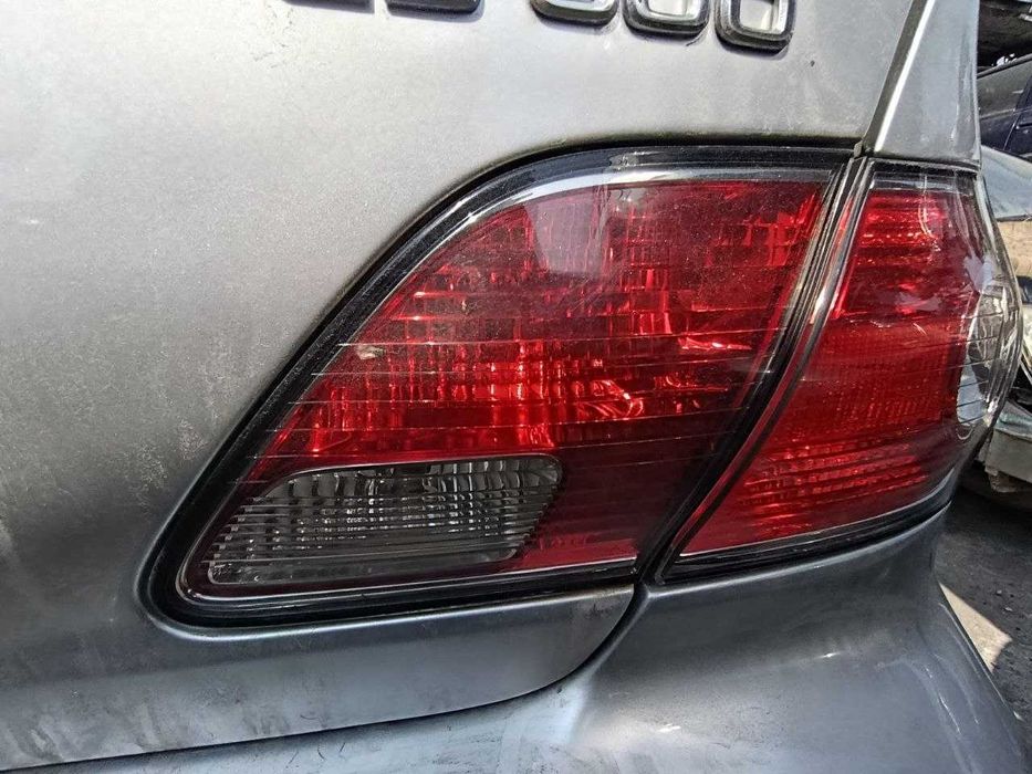 Фонарь крыла задний для Lexus ES300-330