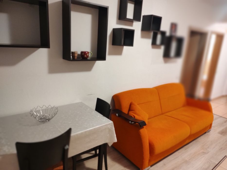 inchiriez apartament