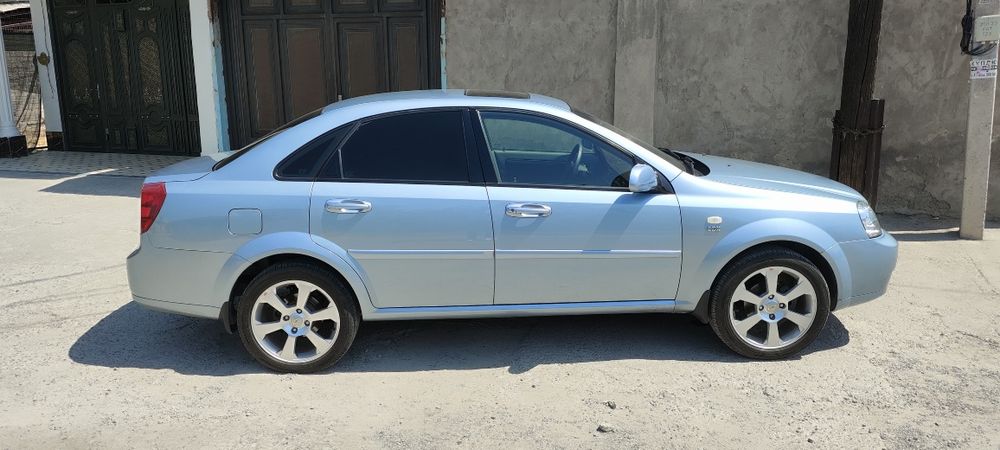 Lacetti 1,6 автомат, метан
