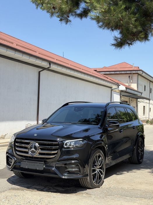 Mercedes Benz GLS 580 AMG