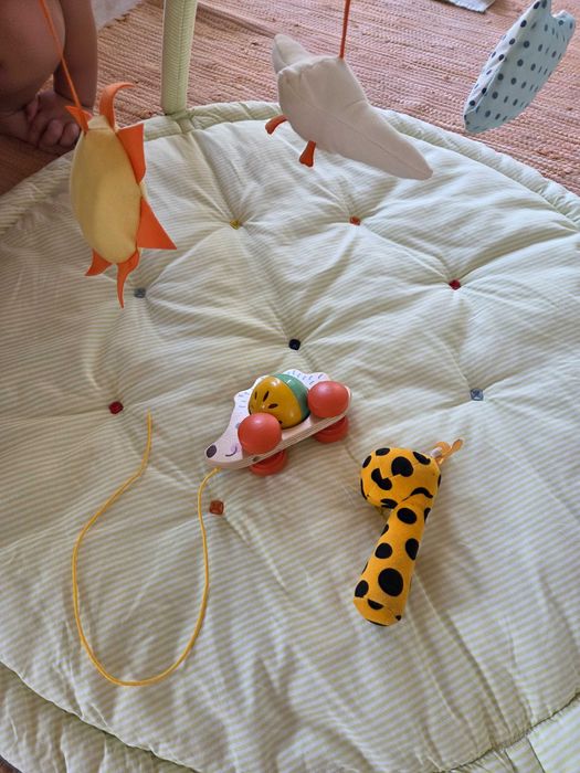 Активна гимнастика и играчки IKEA