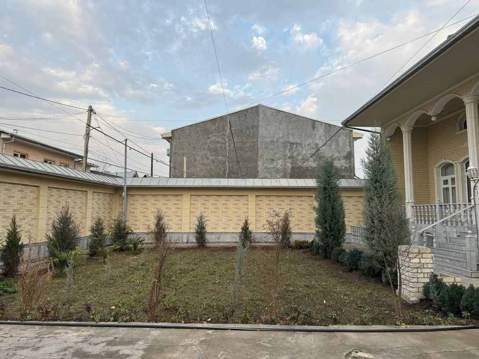 Тайёр уй жой ижарага берилади. Хамма шароити бор.