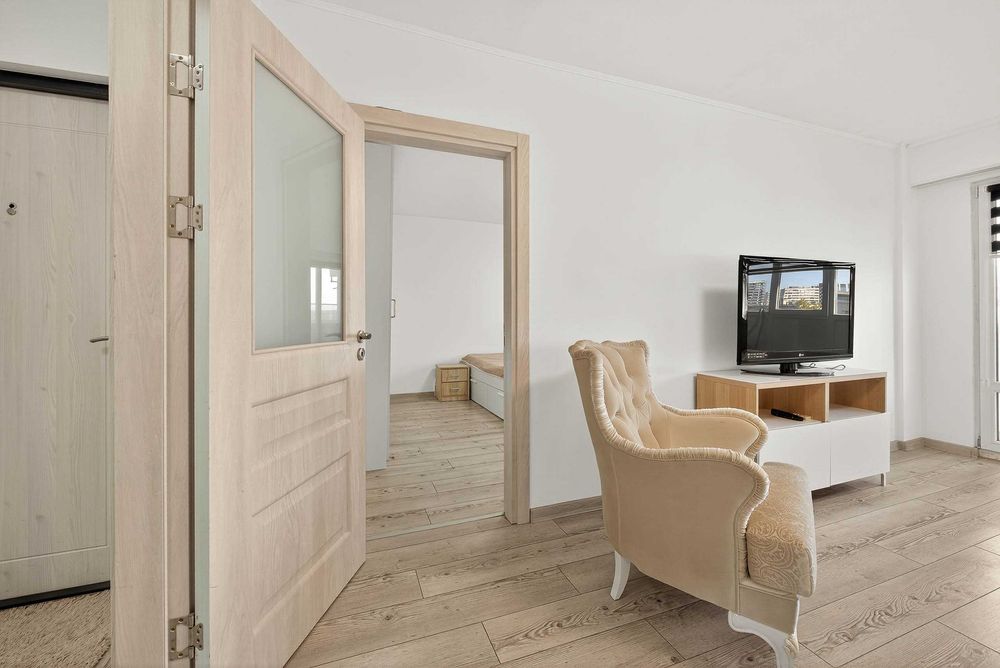 Дава се под наем Тристаен апартамент в Варна, Чайка - 100 кв.м за 997.05 € - Снимка #4