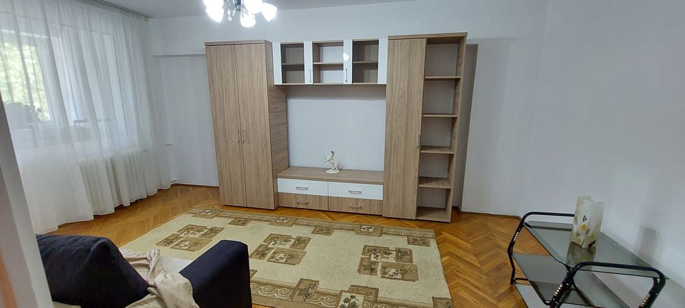 Închiriez apartament 2 camere