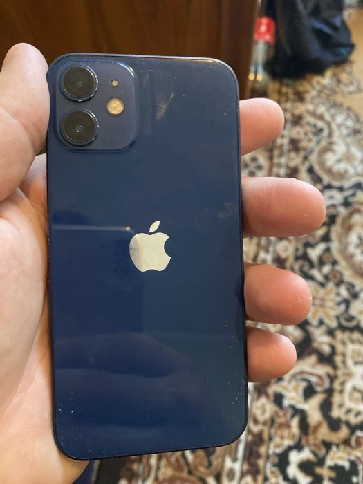 Продам айфон 12 мини