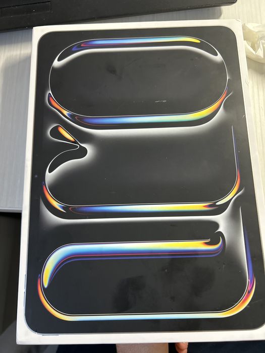 Ipad 11 Pro (M4), 512 GB, conctivitate Wifi + cellular. 5800 lei