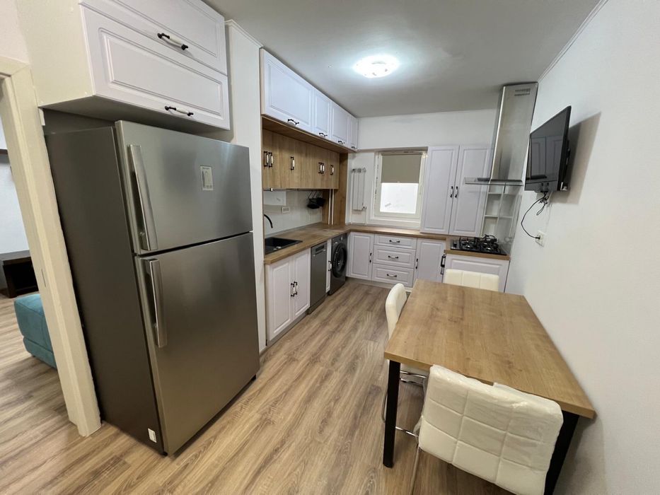 Apartament spatios si frumos