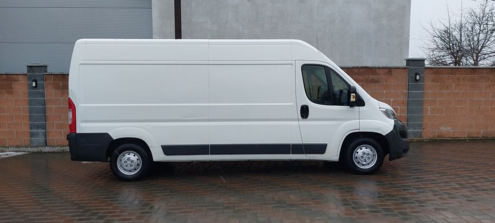 Citroen Relay din 2015 motor 2.2 diesel Volan pe dreapta Anglia