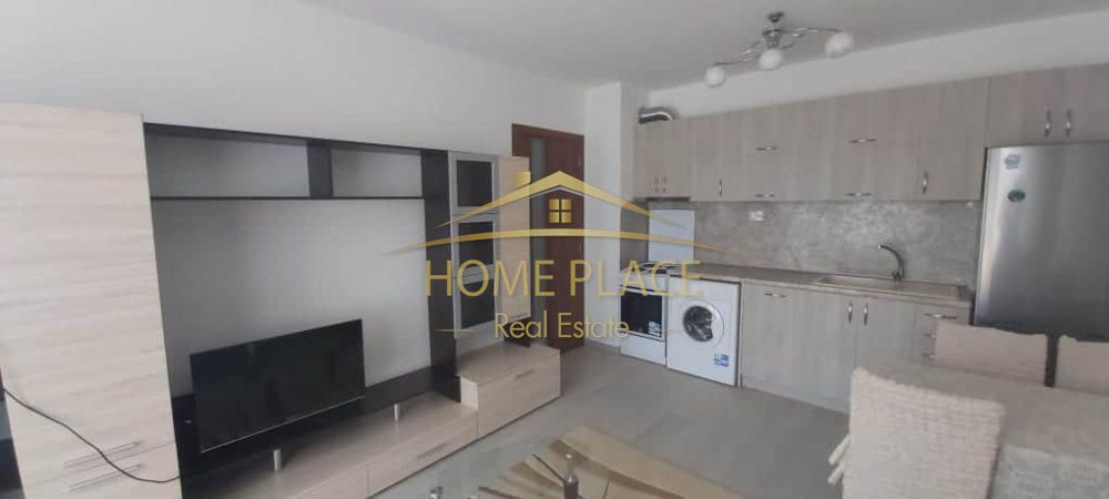 Дава се под наем Двустаен апартамент в Варна, Левски - 52 кв.м за 663 € - Снимка #1