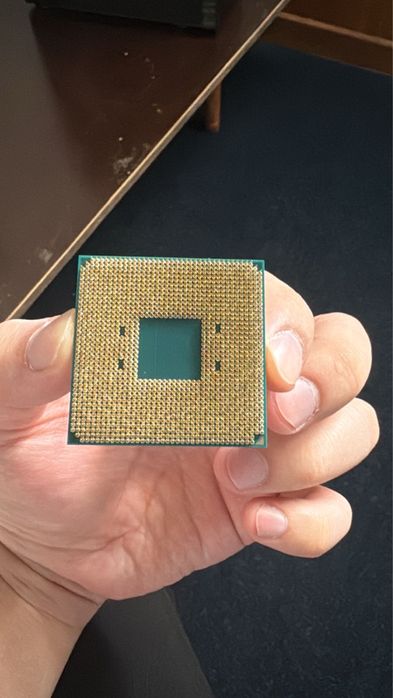 Продам процессор Ryzen 5 3500x