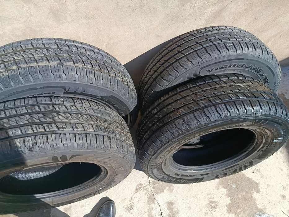 Шины  235 /70 /16