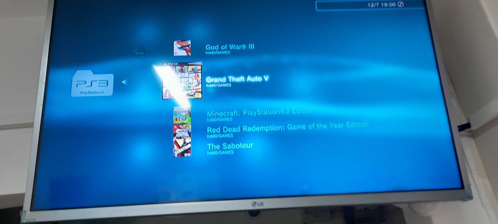 Vand ps3 modat HEN doua manete