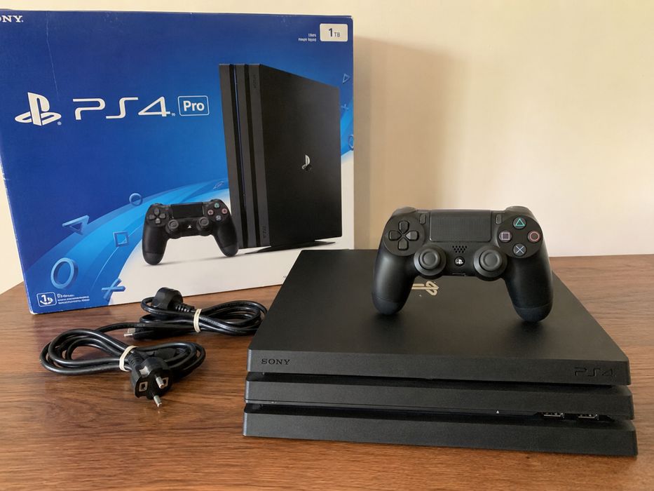 Vand Ps 4 PRO 1300 lei