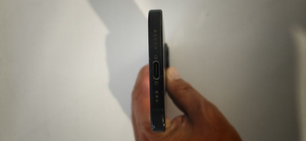 iPhone 15 128 gb black