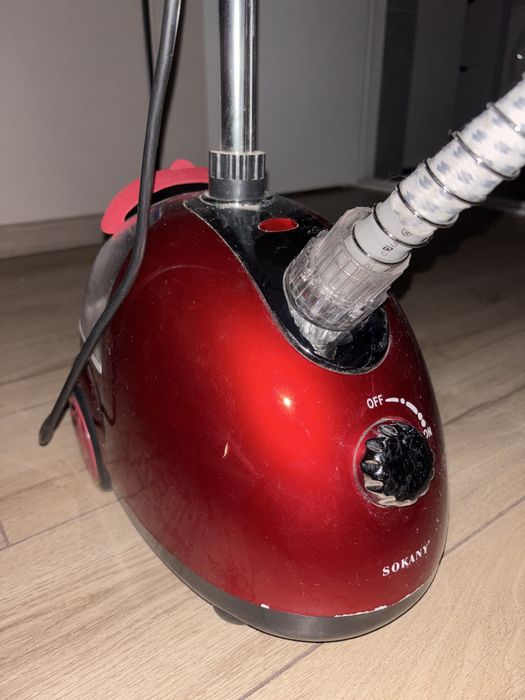 Паровой  утюг для одежды