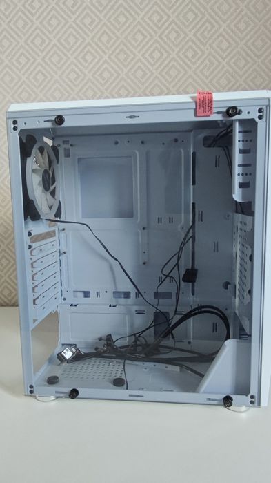 Корпус Wintek Crystal D533-W TG белый