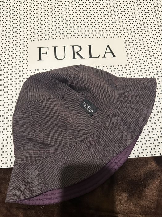 Оригинална шапка Furla с две лица от MDL shop Paradice
