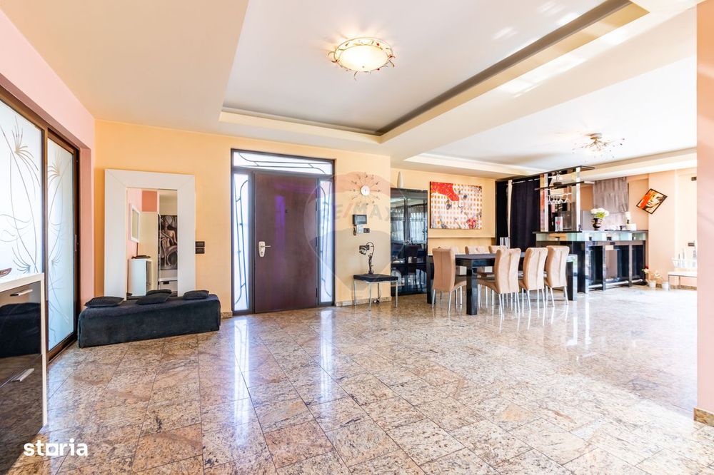 Vanzare Vilă cu 7 camere  Corbeanca