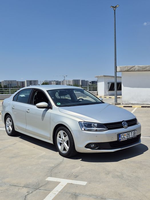 VOLKSWAGEN Jetta 2012 — imagine 2