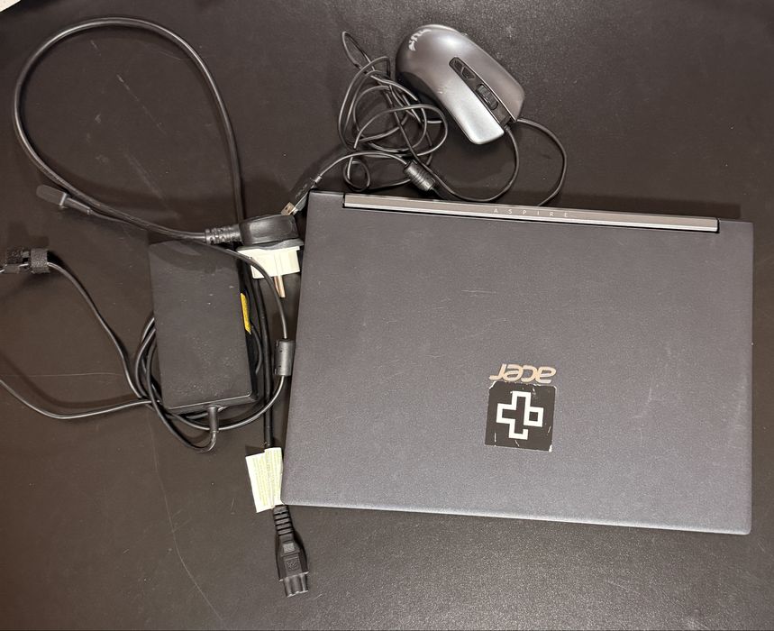 Laptop Acer Aspire 7