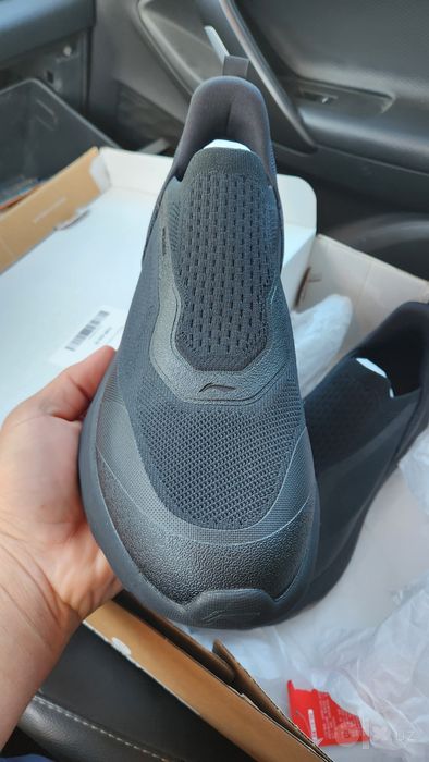 Li Ning oyoq kiyim