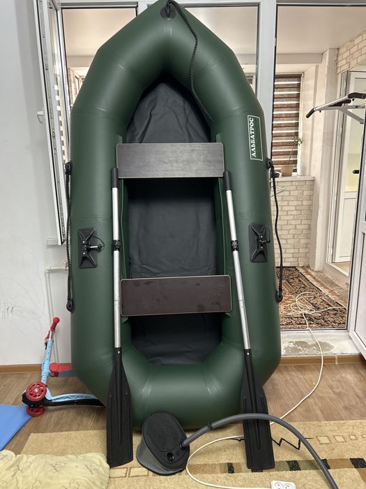 Новая лодка для рыбалки