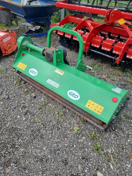 Tocatoare resturi vegetale 2.30 m si Geo 1.75m pe ciocane