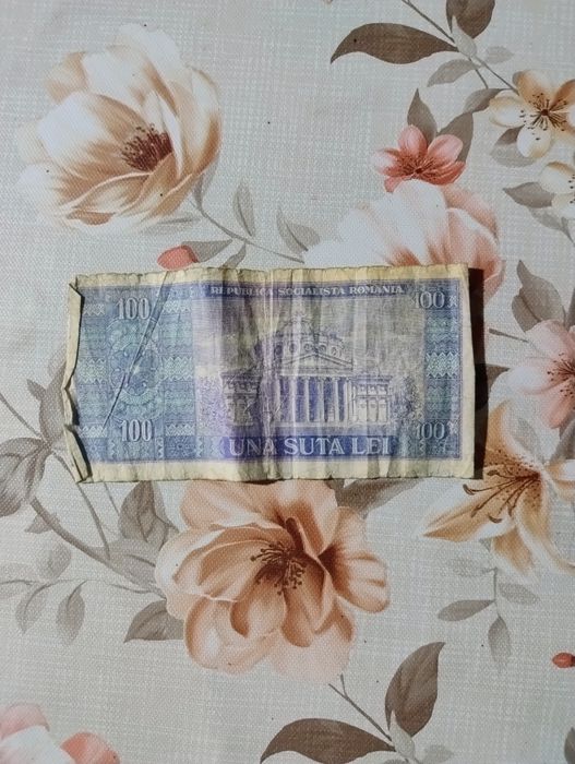 Vând bancnota de 100 lei veche din 1966