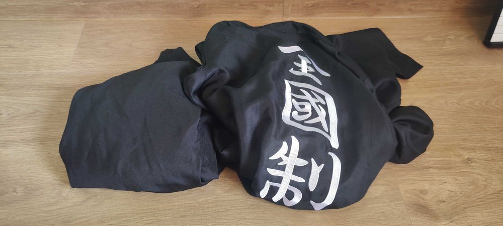 Косплей костюм на японски хулиган