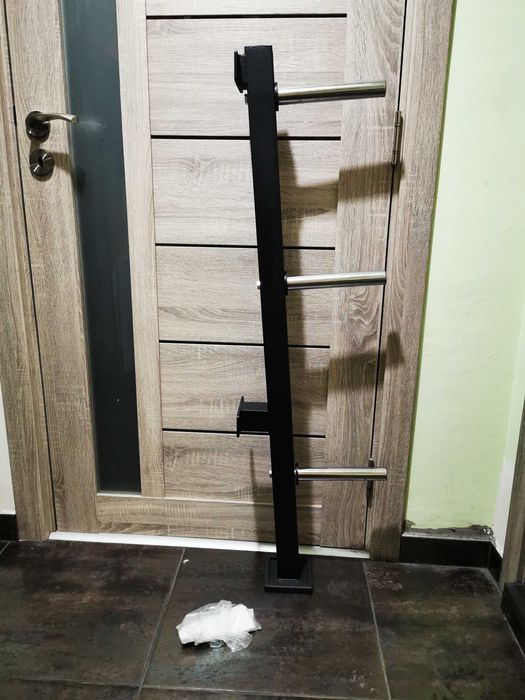 Продавам фитнес лостове,стока за тежести и бицепс опора