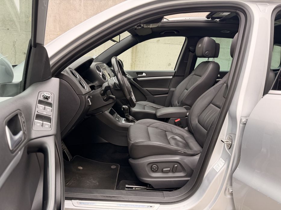 Tiguan R-Line 2.0 177cp/Keyless go entry/ Camera/4Motion