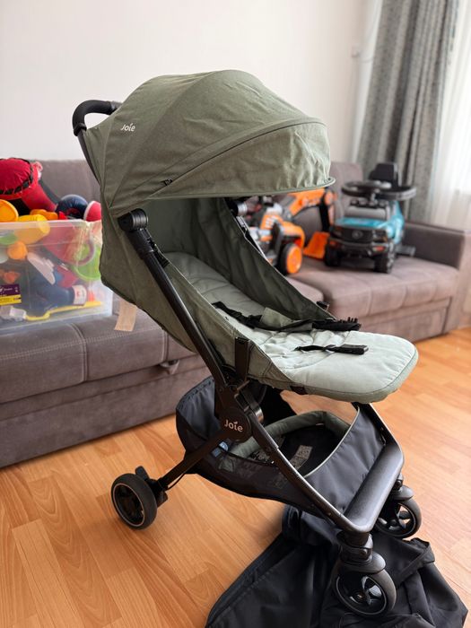 Коляска joie оливковый цвет