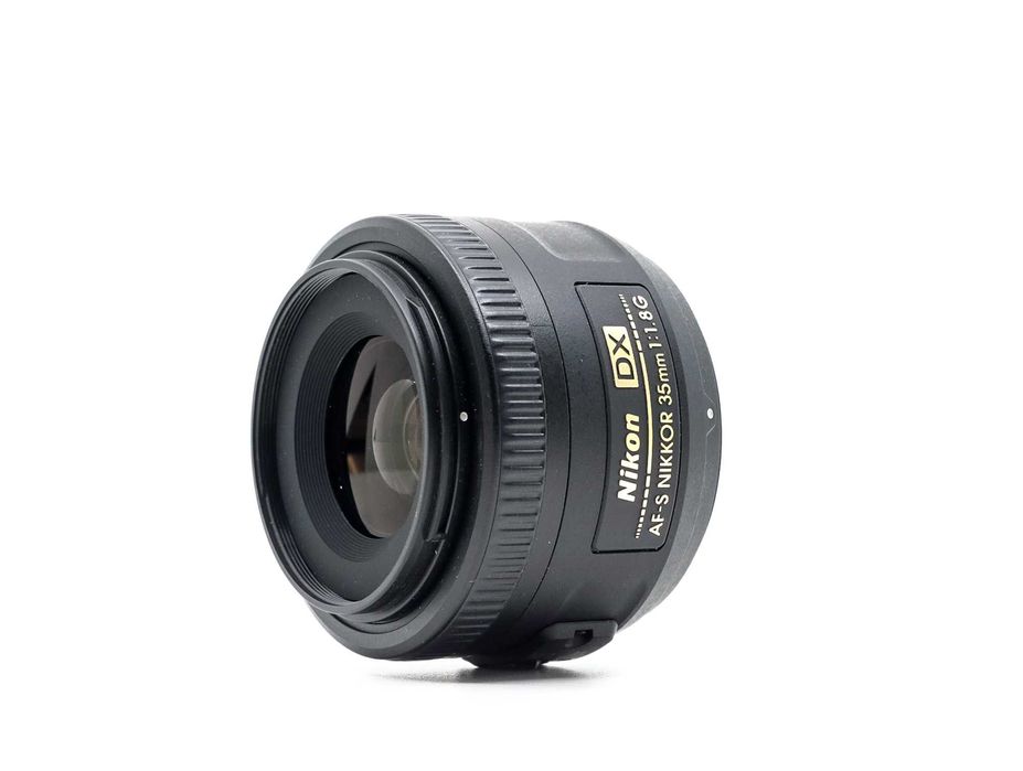 Obiectiv Nikon 35mm f/1.8G AF-S DX NIKKOR Craiova • OLX.ro