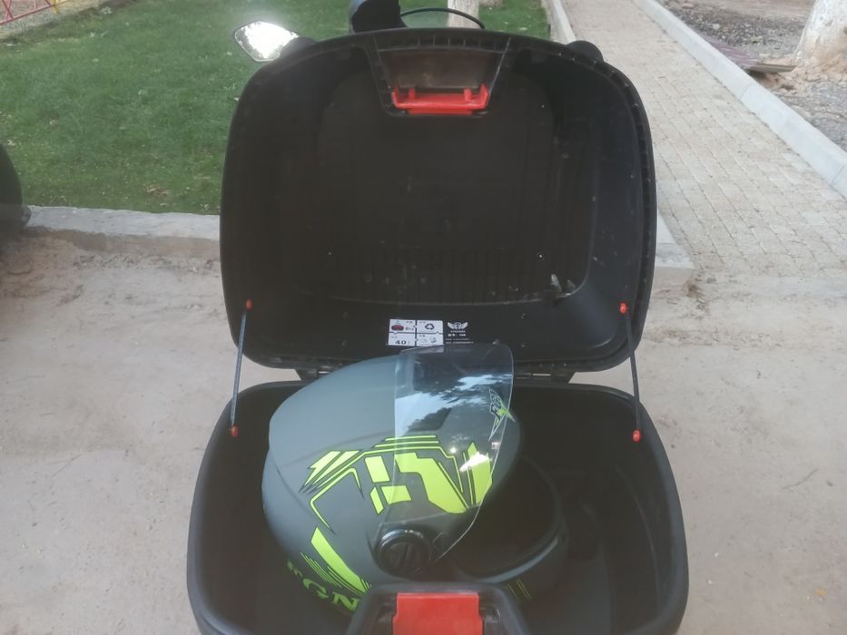 Kofra, bagaj skuter va motosikllar uchun