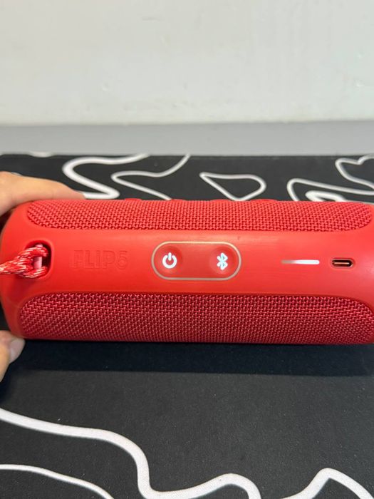 JBL flip 5 в отличном состоянии